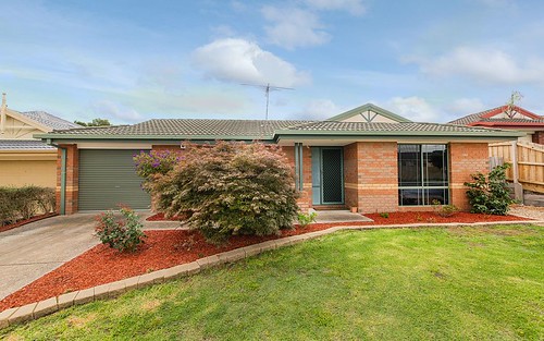 9 Mayfield Place, Rowville VIC