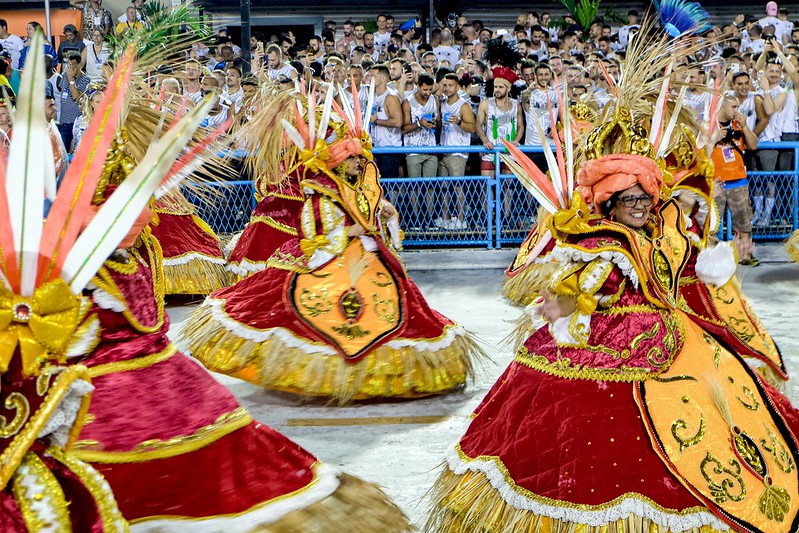 Rio Carnival<br/>© <a href="https://flickr.com/people/62973218@N02" target="_blank" rel="nofollow">62973218@N02</a> (<a href="https://flickr.com/photo.gne?id=49637788783" target="_blank" rel="nofollow">Flickr</a>)
