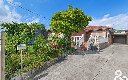 4 Woodleigh St, Thomastown VIC 3074