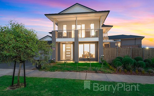5 Freshwater Crescent, Wantirna South VIC