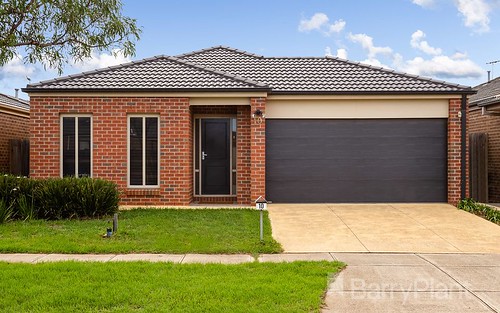 10 Arrowgrass Drive, Point Cook VIC 3030
