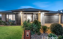9 Belcam Circuit, Clyde North VIC