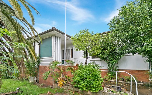 124 Kennedy Pde, Lalor Park NSW 2147