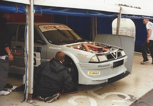 33 Turbo & Ray Mears, Brands 2003