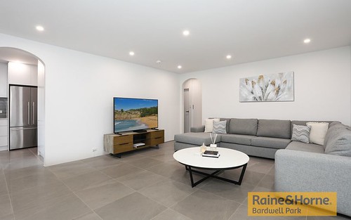 3/1-3 Myers St, Roselands NSW 2196