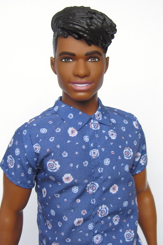 Barbie Fashionistas Ken Doll 114 