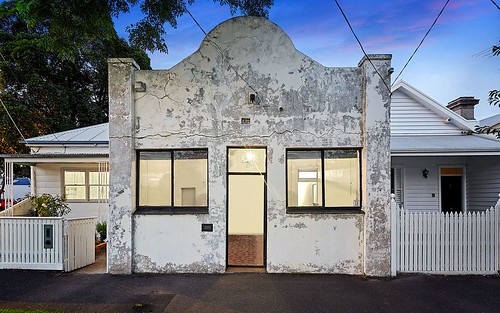 18 Mountain Street, South Melbourne VIC