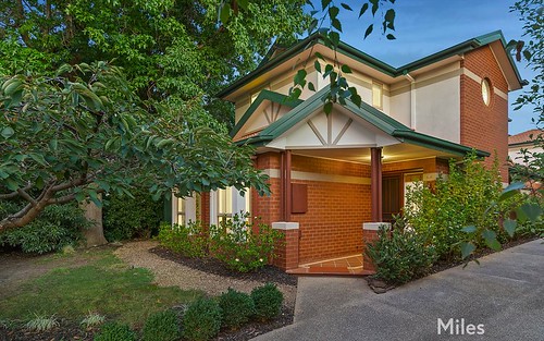 1/16 Rotherwood Rd, Ivanhoe East VIC 3079