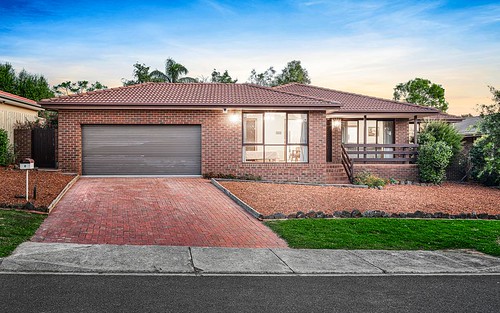 8 Radiant Crescent, Forest Hill VIC 3131