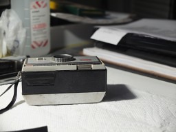 Kodak Instamatic 100 CLA