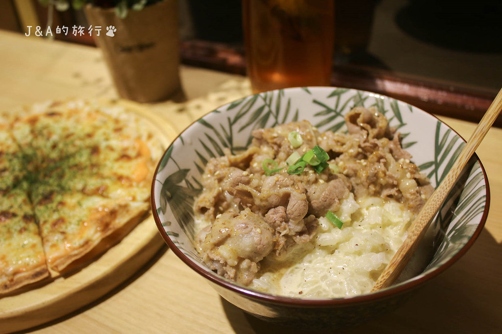 香草與塩 溫馨手作料理只要70~100元就吃的到新鮮美味，味道細膩有質感的日式食堂推薦 @J&amp;A的旅行