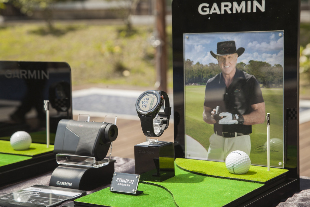 Garmin尖端高爾夫科技 為精準制定新標準，全新S62高爾夫GPS腕錶與Z82雷射測距儀 正式在台登場。