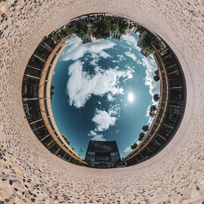 360 Panorama photography, Tiny planet, Eye City, iCity, Montpellier, France<br/>© <a href="https://flickr.com/people/156876276@N05" target="_blank" rel="nofollow">156876276@N05</a> (<a href="https://flickr.com/photo.gne?id=49896727348" target="_blank" rel="nofollow">Flickr</a>)