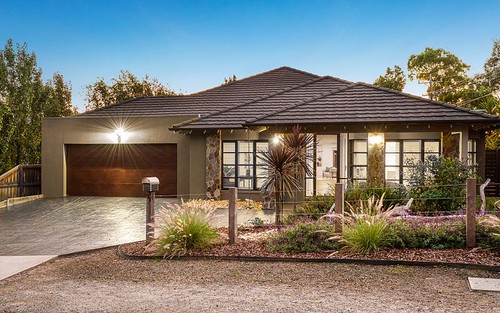 95 Newmans Rd, Templestowe VIC 3106