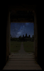 Photoshop: The Milky Way in Angkor Wat