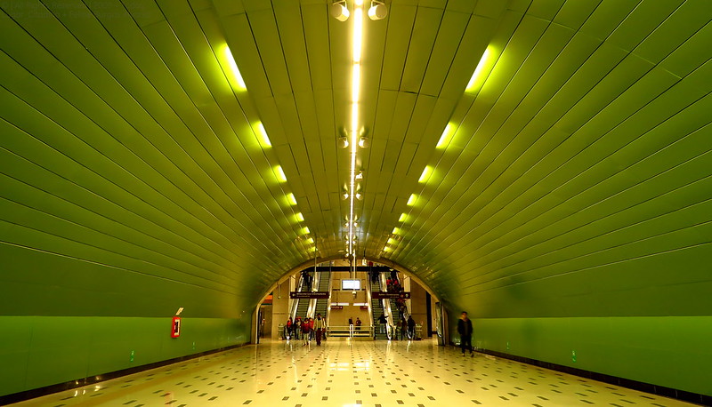 Metro de Santiago<br/>© <a href="https://flickr.com/people/34576387@N05" target="_blank" rel="nofollow">34576387@N05</a> (<a href="https://flickr.com/photo.gne?id=49949993443" target="_blank" rel="nofollow">Flickr</a>)