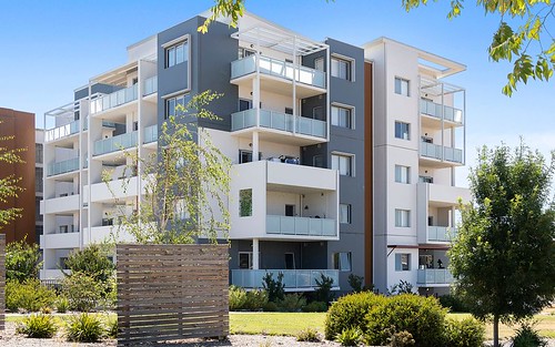82/2 Peter Cullen Way, Wright ACT