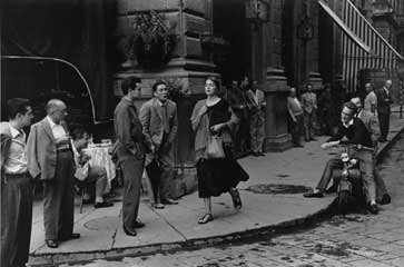 The Photographs of Ruth Orkin