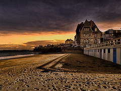 Dinard, Bretagne. La plage de St Enogat.