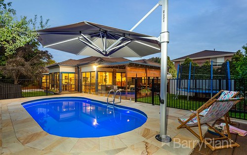 2 Domain Place, Point Cook VIC