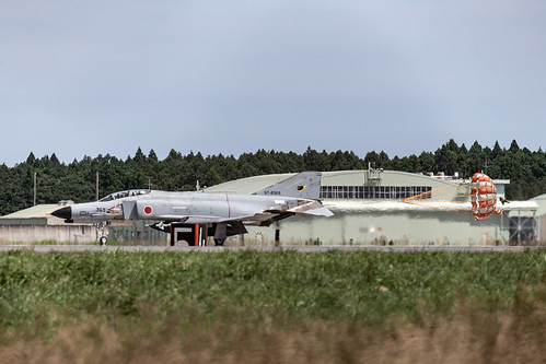 F-4 301SQ at HyakuriAirbase