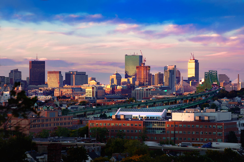 Boston city skyline with bridges and highways at dusk<br/>© <a href="https://flickr.com/people/59600577@N07" target="_blank" rel="nofollow">59600577@N07</a> (<a href="https://flickr.com/photo.gne?id=50085721742" target="_blank" rel="nofollow">Flickr</a>)
