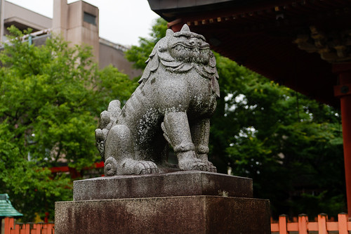 尾崎神社の狛犬さん 吽