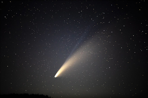 Comet Neowise - Caliente