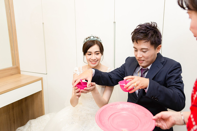  [婚攝] 嘉宏 & 怡嘉 自宅迎娶 | 晚宴流水席 | 婚禮紀錄