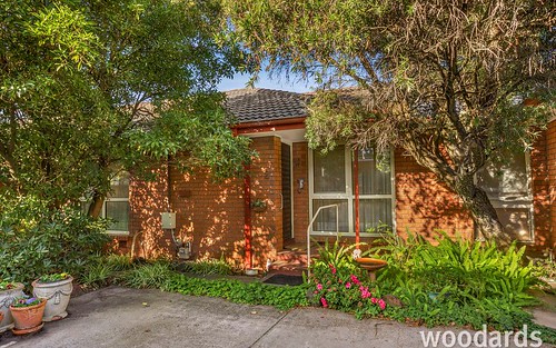 2/16 Normanby St, Hughesdale VIC 3166