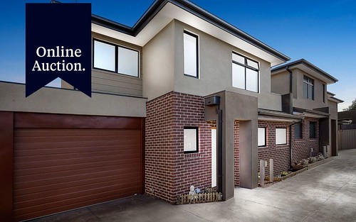 3/9 West Court, Airport West VIC