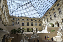 2020.08.06.002 PARIS - Musée du LOUVRE - aile Richelieu - Cour Marly