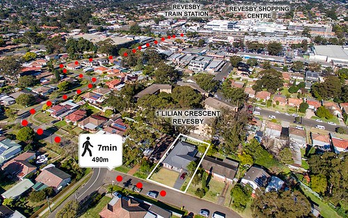 1 Lillian Cr, Revesby NSW 2212