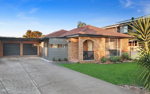10 Isa Cl, Bossley Park NSW 2176