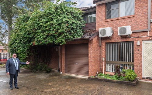 8/26-28 Pevensey St, Canley Vale NSW 2166