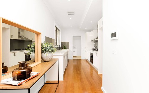 2/151 Wattle Valley Road, Camberwell VIC
