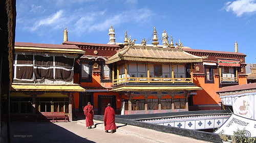01-jokhang-temple-lhasa-tibet