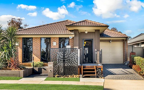 53 Bluebell Crescent, Ropes Crossing NSW 2760