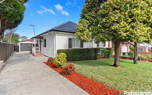 26 Albion St, Roselands NSW 2196