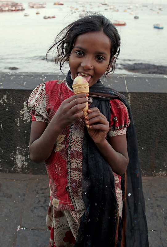 Ice Cream Girl<br/>© <a href="https://flickr.com/people/36524915@N05" target="_blank" rel="nofollow">36524915@N05</a> (<a href="https://flickr.com/photo.gne?id=50325428813" target="_blank" rel="nofollow">Flickr</a>)