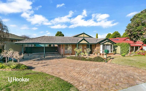 32 Sutherland Place, Golden Grove SA