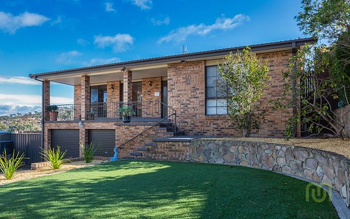6 Welsby Place, Fadden ACT 2904