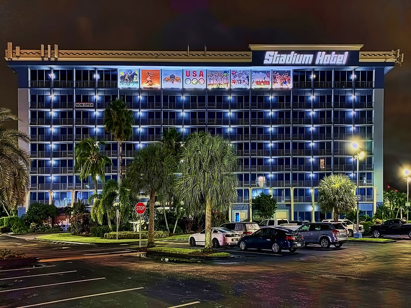 Stadium Hotel, 21485 NW 27th Avenue, Miami Gardens, Florida, USA / Built: 1974 / Floors: 9 / Height: 109.77 ft / Structural Material: Concrete / Architectural Style: Postmodernism<br/>© <a href="https://flickr.com/people/126251698@N03" target="_blank" rel="nofollow">126251698@N03</a> (<a href="https://flickr.com/photo.gne?id=50366754688" target="_blank" rel="nofollow">Flickr</a>)