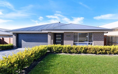 19 Darraby Drive, Moss Vale NSW 2577