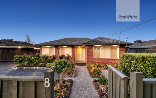 8 Snaefell Crescent, Gladstone Park VIC