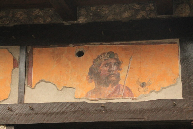 Pompeii - fresco of god Jupiter<br/>© <a href="https://flickr.com/people/9228922@N03" target="_blank" rel="nofollow">9228922@N03</a> (<a href="https://flickr.com/photo.gne?id=50522528238" target="_blank" rel="nofollow">Flickr</a>)