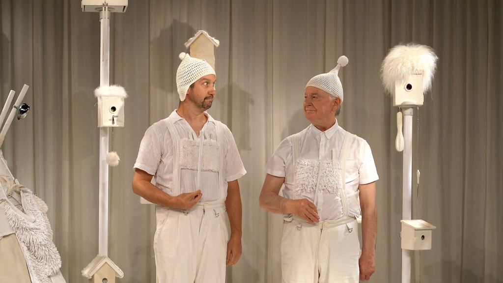 Ian Cameron (r) and Andy Manley (l) in White: The Film (6)