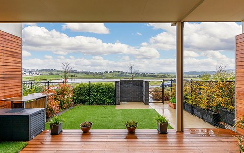 42 Edgeworth Parade, Coombs ACT 2611