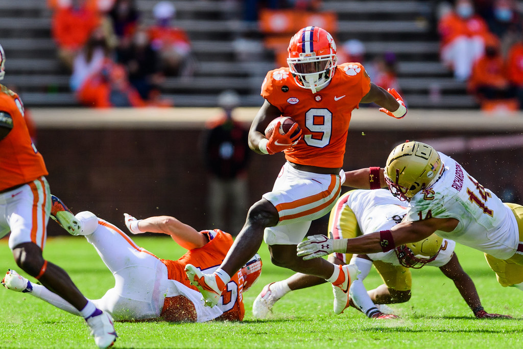 Clemson Football Photo of Travis Etienne and Boston College