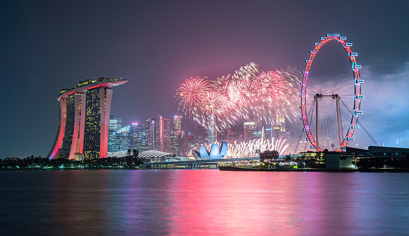 Singapore National Day<br/>© <a href="https://flickr.com/people/7647973@N07" target="_blank" rel="nofollow">7647973@N07</a> (<a href="https://flickr.com/photo.gne?id=50556897298" target="_blank" rel="nofollow">Flickr</a>)